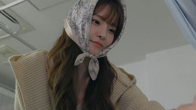 Tải game Five Hearts Under One Roof season2-GoldBerg